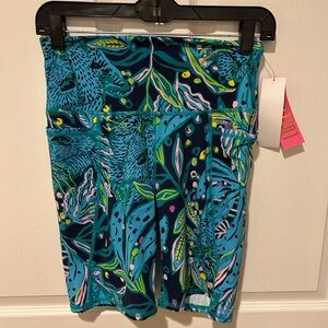 Lilly Pulitzer South Beach High Rise Shorts in Low Tide Navy Size Medium